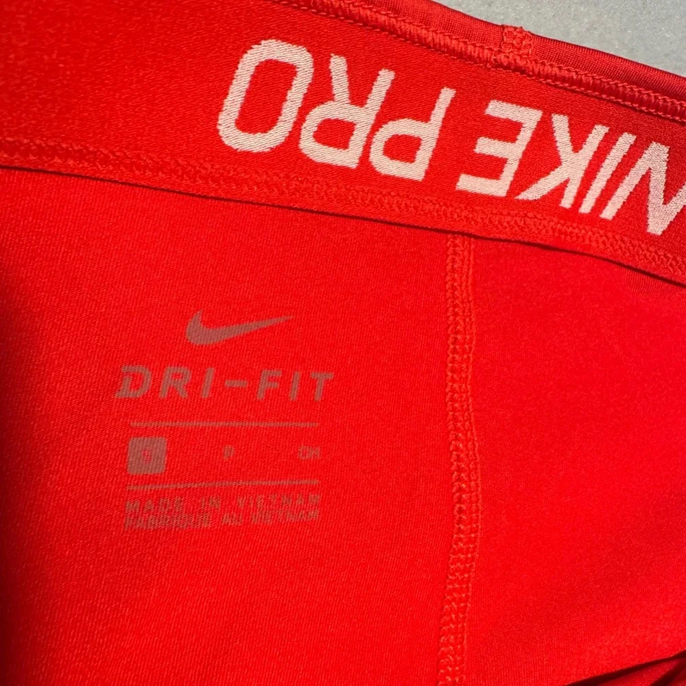 Nike pro dri